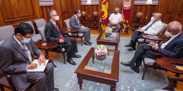 ආසියානු සංවර්ධන බැංකුවෙන් ජනාධිපතිට තල්ලුවක්!