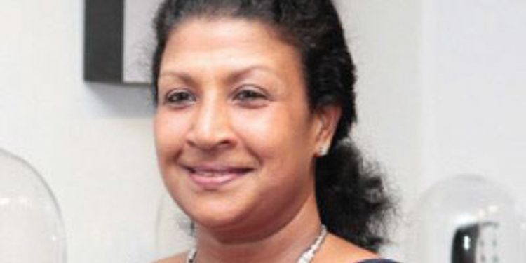 පරීක්ෂණ නියෝගයට කලින් දා රෑ නිරුපමා රට ගිහින්!