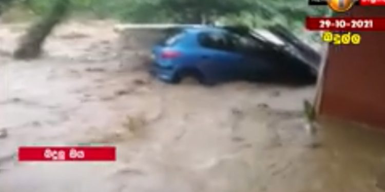 බදුල්ලට සුනාමියක්! (VIDEO)