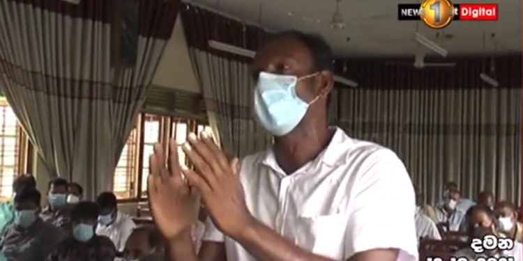 ගොවියගෙ දුක අසරණකම අහලම බලන්න! (VIDEO)