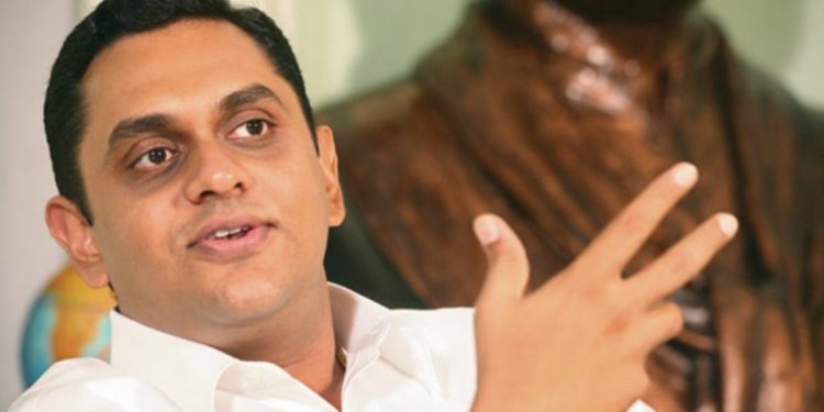 ජන්දයක් තිබ්බොත් අපි පරදිනවා! රාජපක්ෂ පවුලේ ප්‍රබලයෙක් මුල් වරට ප්‍රසිද්ධියේ කියයි! (VIDEO)