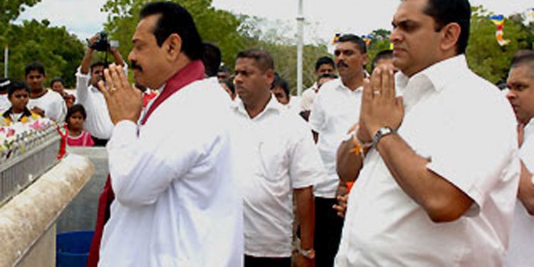 ශෂීන්ද්ර ඔයා කොහෙද? මෙන්න අගමැතිත් නැවේ පොහොර ගන්න බෑ කියනවා!