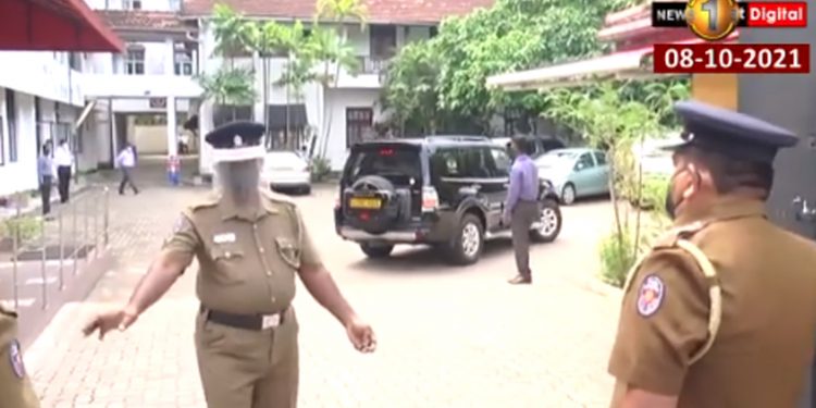 තිරුකුමාර්ව ෂූට් කරන්න මාධ්‍යට ඉඩක් නෑ! (VIDEO)