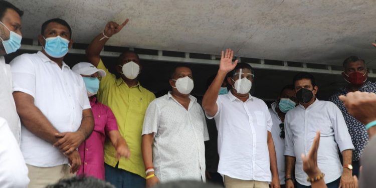 රටම විනාශ කළ 14 කල්ලිය කව්ද? (PHOTOS & VIDEO)