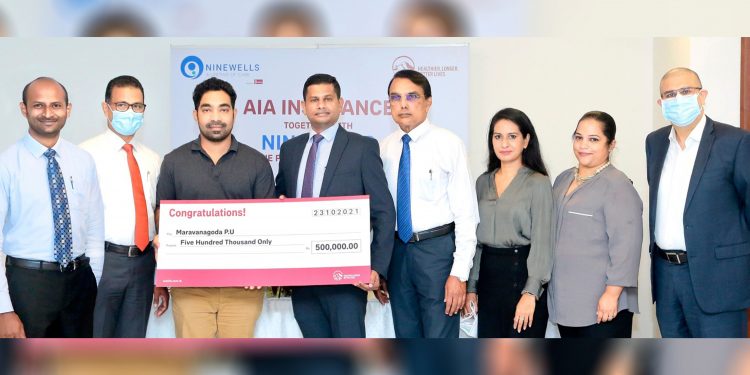 AIA ඉන්ෂුවරන්ස් නොබෝදා උපත ලැබූ සය නිවුන් දරුවන්ගේ මවුපියන් වෙත සිය හදපිරි සතුට පළකර සිටියි!