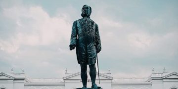 අවුරුදු 155කට කලින් ග්‍රෙගරි සහ ලොංඩන් ලංකාව උඩුයටිකුරු කරපු හැටි…