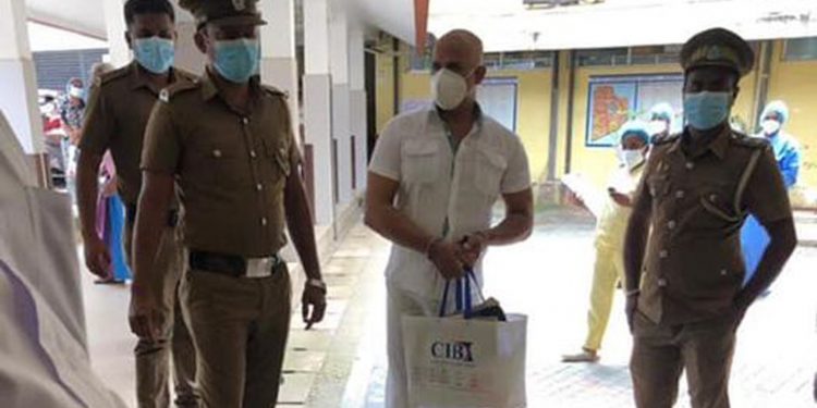 මිනීමරුවො-බැංකු හොරු එළියේ සැප විඳිද්දී රන්ජන් දුක් විඳින්නේ මෙහෙමයි!