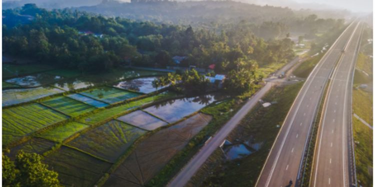 ජනවාරි 15 ඉඳන් පැය භාගෙන් මීරිගම සිට කුරුණෑගලට යන්න ලෑස්ති වෙන්න! (PHOTOS)