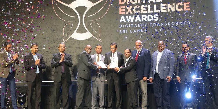 AIA සේවාලාභීන්ට රක්ෂණ වාරික පහසුවෙන් ගෙවීමට ක්‍රම රැසක්…