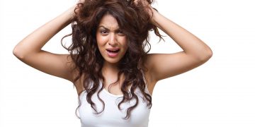 ජීවිත දවන වාස්තු ගින්දර…