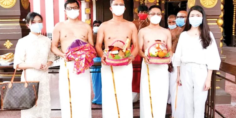 දකුණ හොල්ලපු චීනා මේ හදන්නේ උතුරත් අල්ලන්නද?