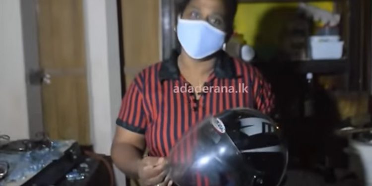 පන්නල ගෙදරක ගෑස් එක පුපුරයි! වැඩි හොඳට හෙල්මට් එකක් දාගෙන උයපු නිසා නෝනගේ ඔළුව බේරිලා! හැමෝටම හෙල්මට් එකක් දාගෙන උයන්නලු! (VIDEO)