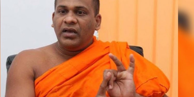 මිනිස්සුන්ට බඩ ගැන හිතන්න එපාලු! රට ගැන හිතන්නලු! මිනිස්සුන්ට එහෙම කියන්නේ ඥානසාර හාමුදුරුවො!