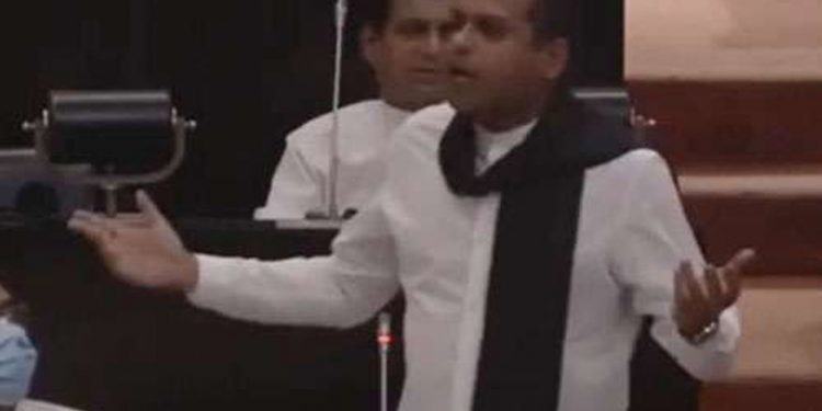 හරීන් පාස්කු පිපිරීම සහ ගෑස් පිපිරීම අතර සම්බන්ධයක් ගැන පාර්ලිමේන්තුවේදී සැක පළකරයි! (VIDEO)