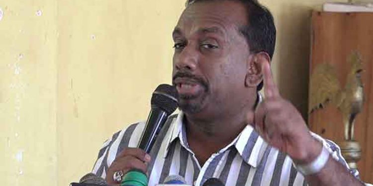 කාබනික වගාවේ වැරැද්ද මගේ අතේ නෙමෙයි! සෞඛ්‍ය අමාත්‍යංශය-පරිසර අමාත්‍යංශය-ජනාධිපති කාර්ය සාධක බළකාය අතේ! ජනාධිපති කිව්වා… මම ක්‍රියාත්මක කළා…! (VIDEO)