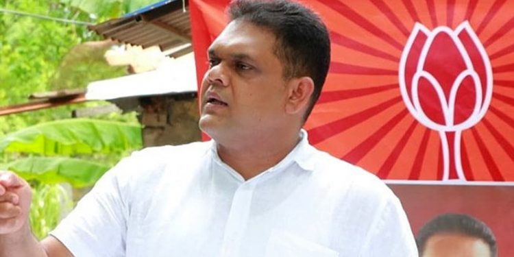 දැන් තියෙන්නෙ මෙච්චරයි! ආණ්ඩුවේ තියෙන ඩොලර් ගාණ බැසිල් වෙනුවෙන් සේමසිංහ පාර්ලිමේන්තුවට දැනුම් දෙයි!