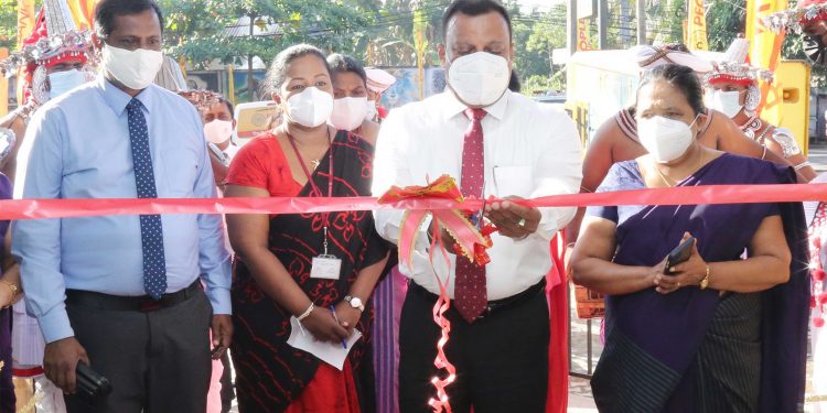 මහජන බැංකුවේ දොම්පේ සේවා මධ්‍යස්ථානය නව පරිශ්‍රයකට…