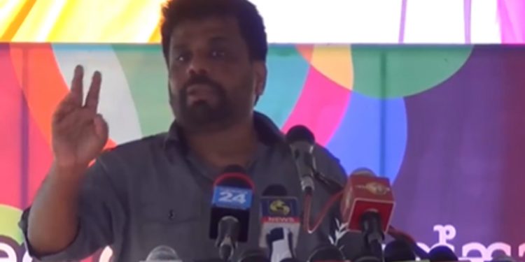 කලින්ම මේ ආණ්ඩුව පෙරළන්න ඕන නම් ජනතාව පාරට එන්න ඕනෙ! ඔබලා ලෑස්තිද..? ඔව් අපි ලෑස්තියි! එහෙනම් අපිත් ලෑස්තියි! එහෙම තමයි මේක වෙන්න ඕනේ! (VIDEO)