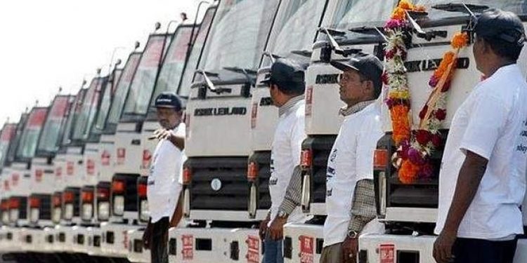 බස් 500ක් ජිප් 750ක් ආණ්ඩුවට ගන්න කැබිනට් එක අනුමැතිය දෙයි! ඔක්කොම ගන්නෙ ඉන්දියාවෙන්!