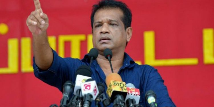 අනුරට බිත්තර වැදුණේ ලාල්කාන්ත ආණ්ඩුවට ගහන්න බිත්තර එකතු කරගනිල්ලා කියපු නිසාද? මෙන්න කතාව! (VIDEO)