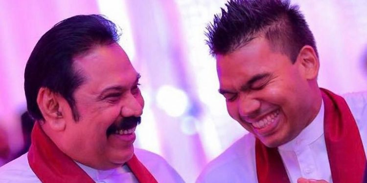තාත්තගේ ගිණුමෙන් සල්ලි නැතිවීමේ සිද්ධියට ගැන නාමලුත් පැටලෙයි! (VIDEO)