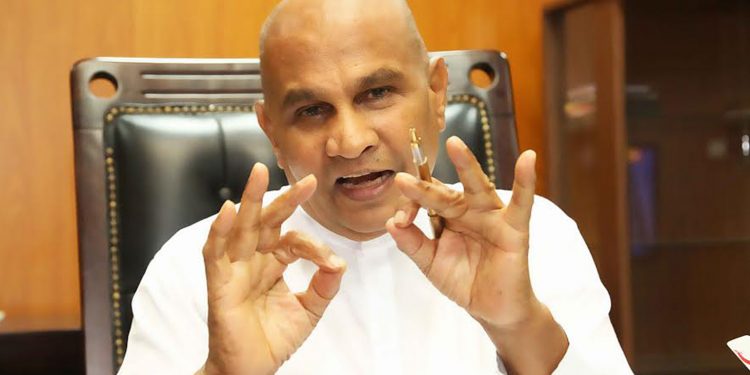 කුරේටත් එපාවෙයි! රූපවාහිනී සභාපතිකමෙන් ඉල්ලා අස්වී ගෙදර යයි!