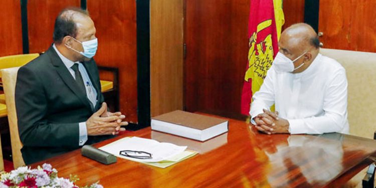 ජනපති තීන්දුවක් ගනී! හැංගුවා කියපු පාස්කු වාර්තාවේ වෙළුම් 88ම පාර්ලිමේන්තුවට එයි!