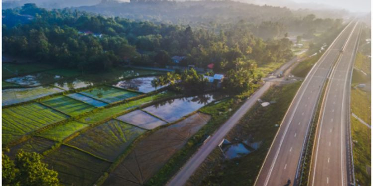 කුරුණෑගල අධිවේගය මාසෙන් කෝටි 10ක් හොයයි!