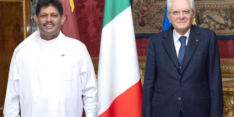 කාදිනල්තුමා වතිකානුවට ළඟා වෙද්දී නව ශ්රී ලංකා තානාපතිවරයා ඉතාලි ජනාධිපති හමුවෙයි! (PHOTOS)
