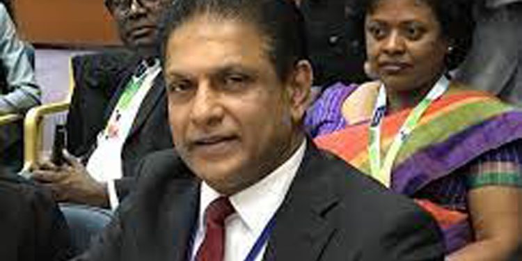 මහින්දගේ ලේකම්ටත් කොරෝනා!