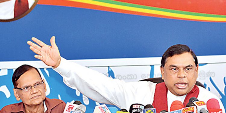 ජී.එල්. අද ඉන්දියාවට! බැසිල් ලබන සතියේ!