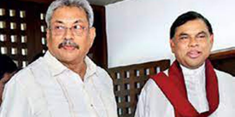 ඩොලර් නැතිව රේගුවේ හිරවුණු භාණ්ඩ මුදාගන්න ජනපති මැදිහත් වෙයි! බැසිල්ගේ ප්රධානත්වයෙන් කමිටුවකුත් පත් කරයි!
