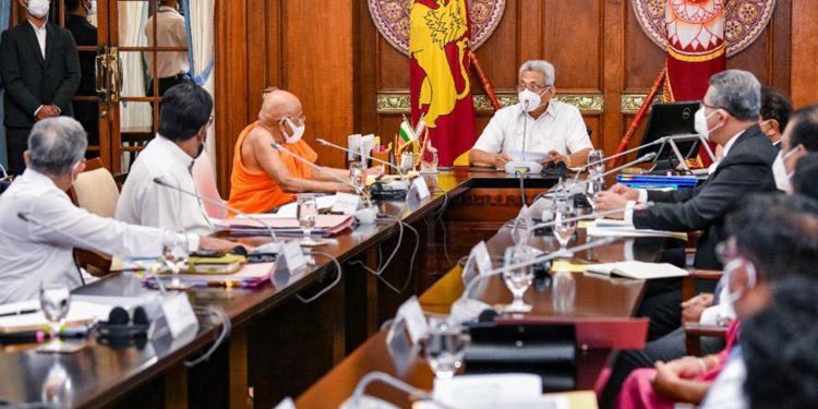 හෙදියො ඉල්ලපු ඉල්ලීම් දෙන්න ජනපති තීන්දු කරයි!