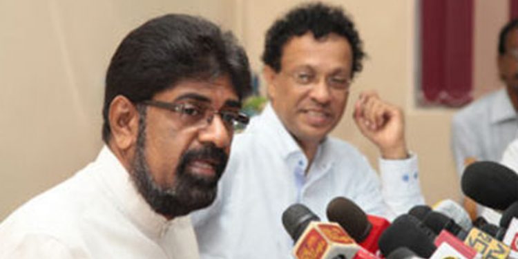 අල්ලස් කොමිසම සුපුරුදු වැඩේ කරයි! නඩුවෙන් කෙහෙළියත් නිදහස්!