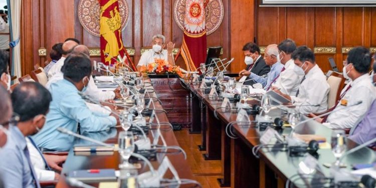 ගෝඨා ආයෙත් පරණ වැඩේට අත තියයි! දෙස් විදෙස් සංචාරකයන් ඇදගන්න නගර කිහිපයක් ලස්සන කරන්න යයි!
