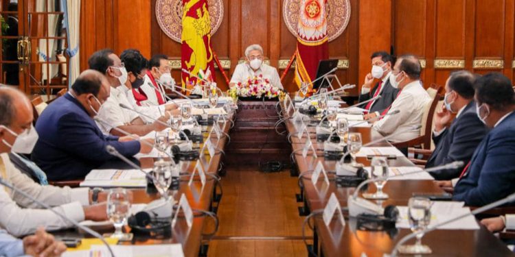 ජනපති පත් කළ ආර්ථික සභාව පළමුවරට ජනපති හමුවෙයි! කමිටු ගණනාවක් පත්කරන්න යෝජනා!