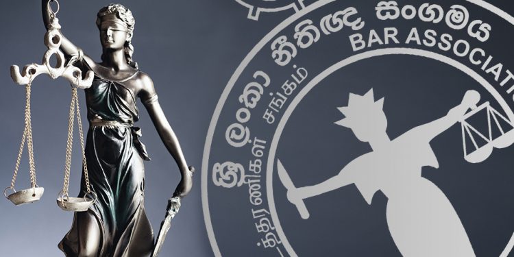 පෝලිම් වැඩේ දුරදිග යයි! ගෑස් තෙල් ඉල්ලා නීතිඥ සංගමය උසාවි යයි!