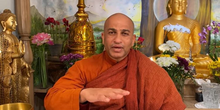 ජනපති පදිංචි වෙලා හිටපු ලොස් ඇන්ජලීස් නුවර පන්සලකින් ජනාධිපතිට ප්රහාරයක් එල්ල වෙයි! (VIDEO)