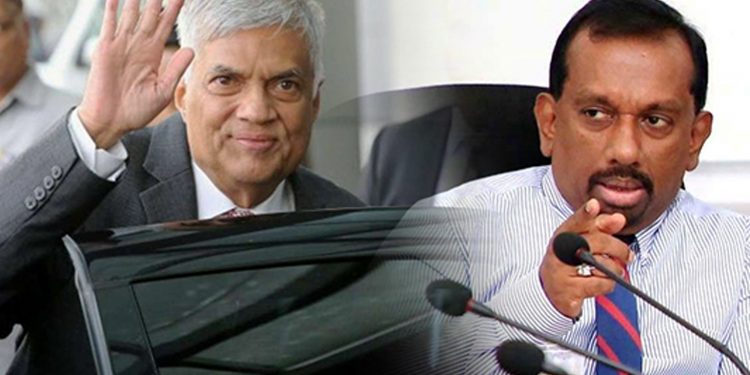 දැන් රනිල් ඉන්නෙ අපේ පැත්තෙ! එයත් දැන් අපේ ලොක්කෙක්! මහින්දානන්ද පාර්ලිමේන්තුවේදී ප්‍රසිද්ධියේම කියයි! (VIDEO)