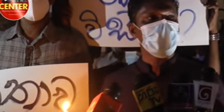 උගත්තු මෙහෙම පාරට බැස්සෙ කවද්ද? මොකද්ද මේ මිනිස්සු ‌ගෝඨාට දෙන පණිවුඩය? හොඳට අහගන්න! (VIDEO)