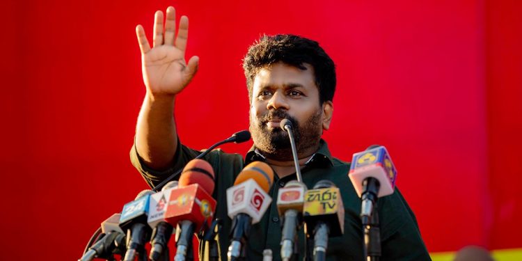 ඉරිදා සවස 3ට මුළු රටම පාරට බහින්න සූදානම් වෙද්දි අනුර කුමාර මිනිස්සු බය කරන්නේ ඇයි? මොකද්ද මේ නිවේදනයේ තේරුම?