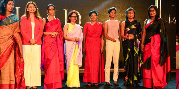 ‘වනිතාවන් අටයි- මිනිත්තු අටයි’! ඩලස්‌ට හරි සතුටුයි!