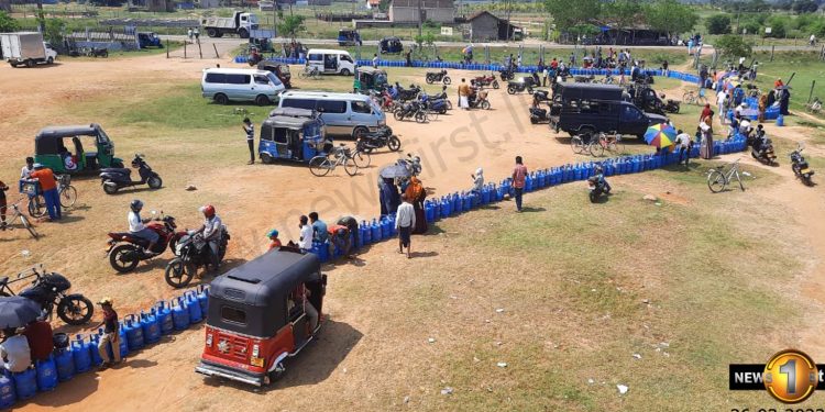 ලංකාව දැන් හොඳටම වෙනස් වෙලා! මේ එහෙම වෙච්ච එකක්!