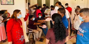 ගීතාගෙ ගෙට පැන්න හොරා ගැන අහන්න කතා කළා! ගීතා ආණ්ඩුවට ඇටි හැලෙන්න ගැහුවා!