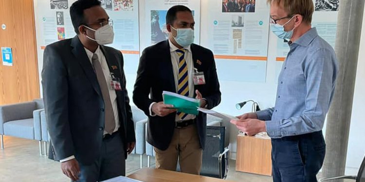 රන්ජන්ගේ පැමිණිල්ල අන්තර් පාර්ලිමේන්තු සංගමය බාරගනී! ලංකාවට ඇවිත් රන්ජන්ව බලන්නත් පොරොන්දු වෙයි! (VIDEO)