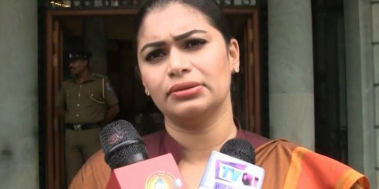 ගෝඨාගේ ගේ වට කළාට රිටර්න් එක එයි! හිරුණිකාගේත් ගේ වටකරයි! BREAKING NEWS