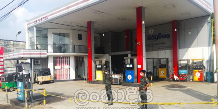 ෂෙඩ්වලට හදිසියේම හමුදාව දාපු හේතුව එළියට එයි!