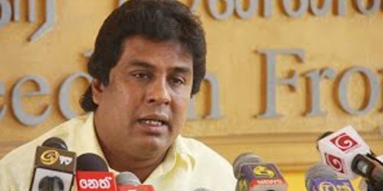 ඇමැතිකමට පයින් ගහපු ජයන්ත ආණ්ඩුවේ පතුරු යවයි! ජනාධිපතිට යවපු සැර ලියුම මෙන්න! (VIDEO)