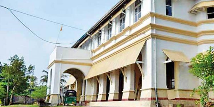 රත්නපුරේ අන්තඃපුර මාලිගාවේ අබිරහස…