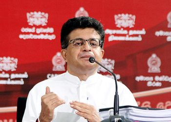 ඉහළින් නියෝගයක් එයි! ගම්මන්පිලගේ කතාවට ආණ්ඩු පක්ෂයෙන් වෙලාව නොදෙයි! EXCLUSIVE